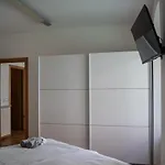 9b The Appartments *